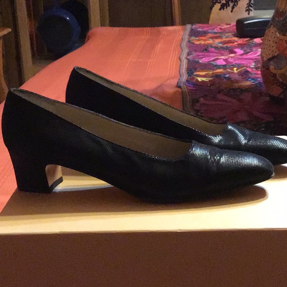 Salvatore Ferragamo black shoes